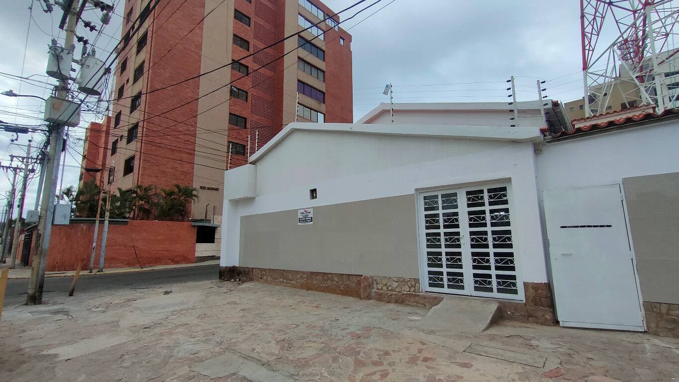 #8738 - LOCAL COMERCIAL para Alquiler en Maracaibo - V