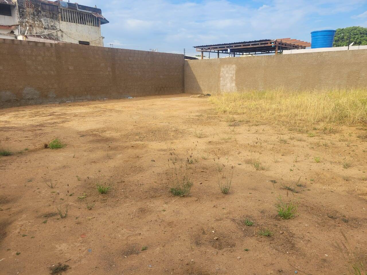 #9210 - TERRENO para Venta en Maracaibo - V