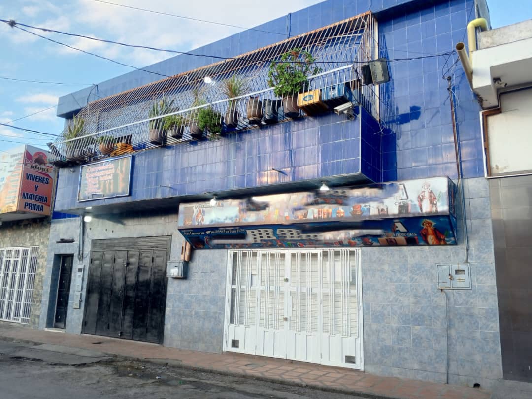#9258 - EDIFICIO COMERCIAL para Venta en Barquisimeto - K