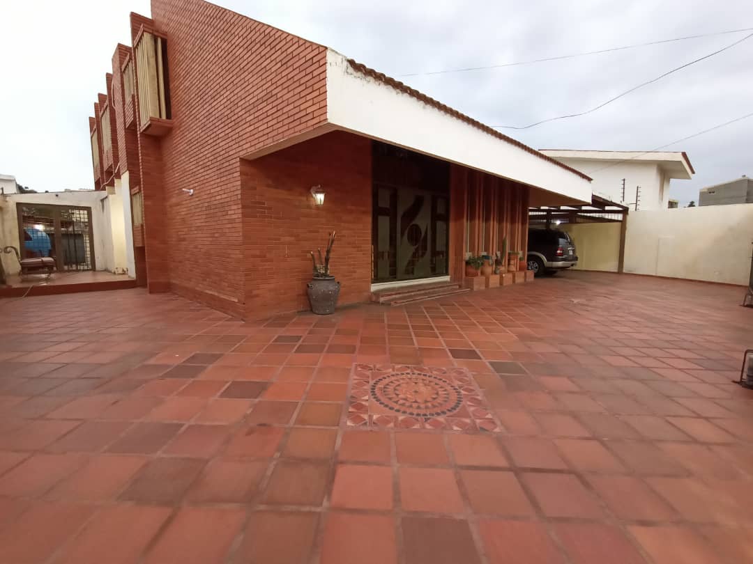 #9616 - CASA para Venta en Maracaibo - V