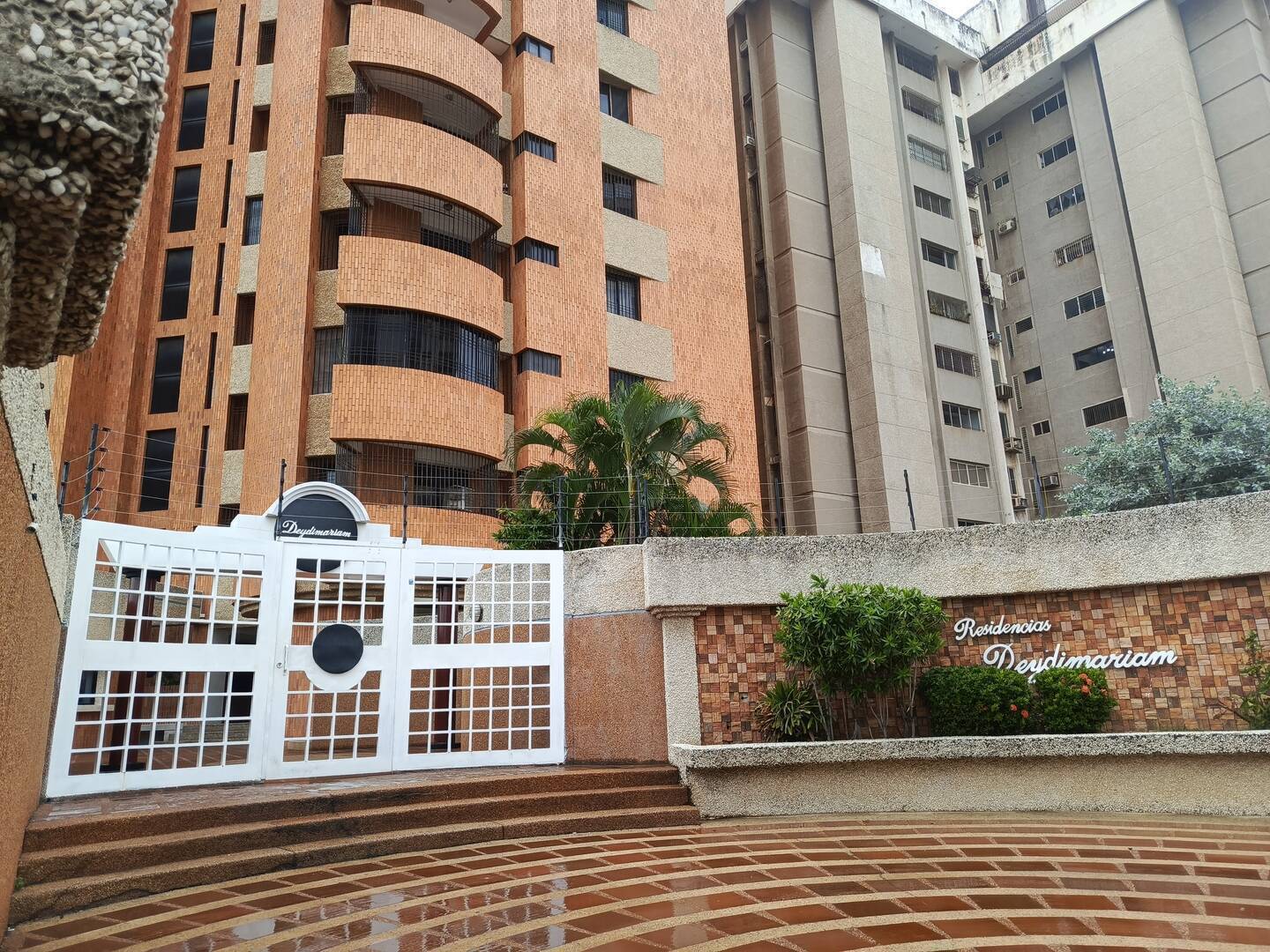 #9721 - APARTAMENTO para Alquiler en Maracaibo - V