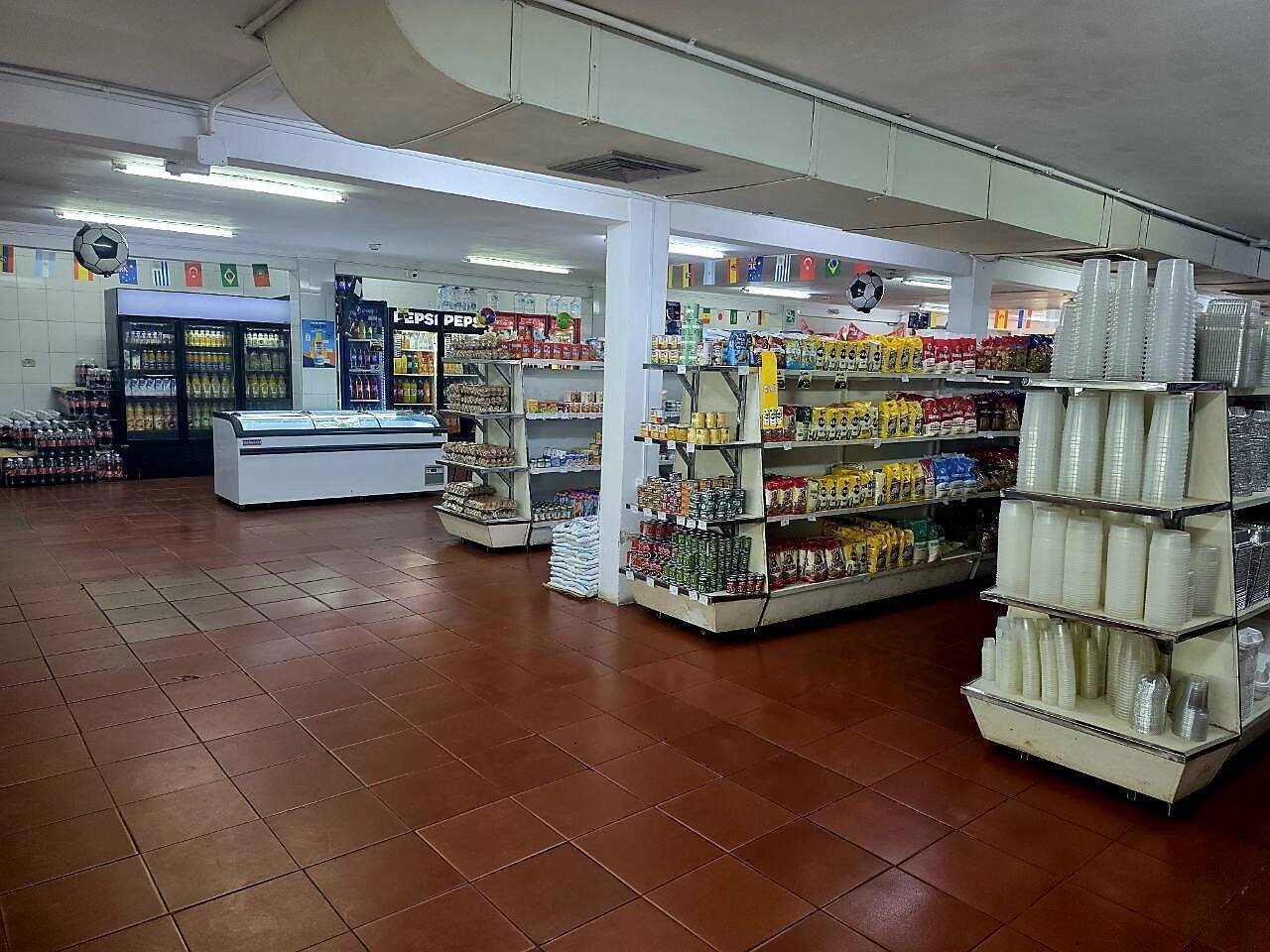 #10068 - LOCAL COMERCIAL para Alquiler en San Francisco - V