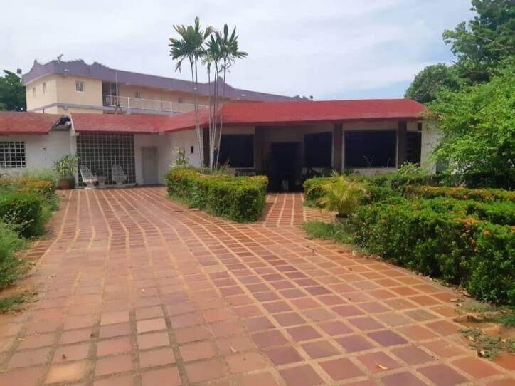 #423 - CASA para Venta en Ciudad Ojeda - V