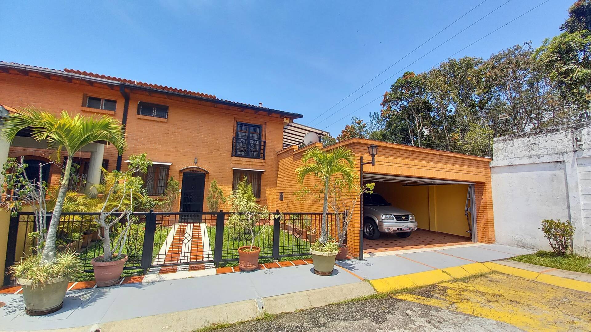 #4893 - CASA para Venta en Mérida - L