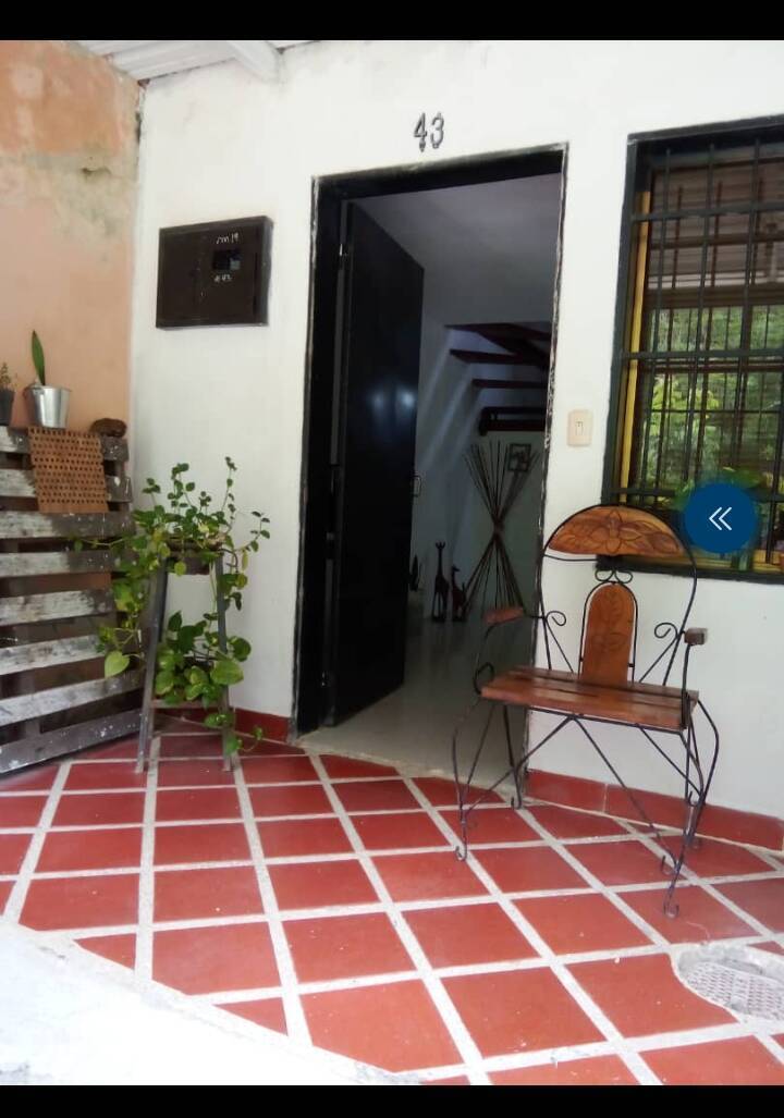 #6384 - CASA para Venta en Charallave - M