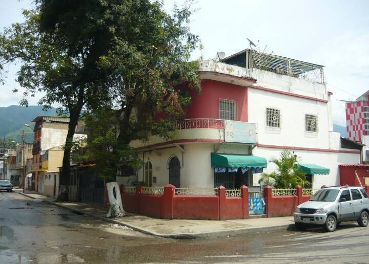 #6493 - CASA COMERCIAL para Venta en Caracas - A
