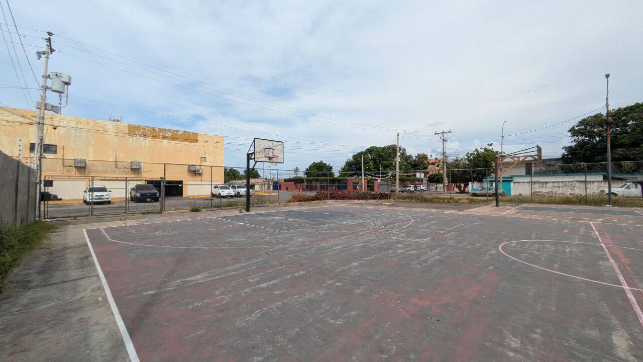 #6586 - TERRENO para Venta en Maracaibo - V
