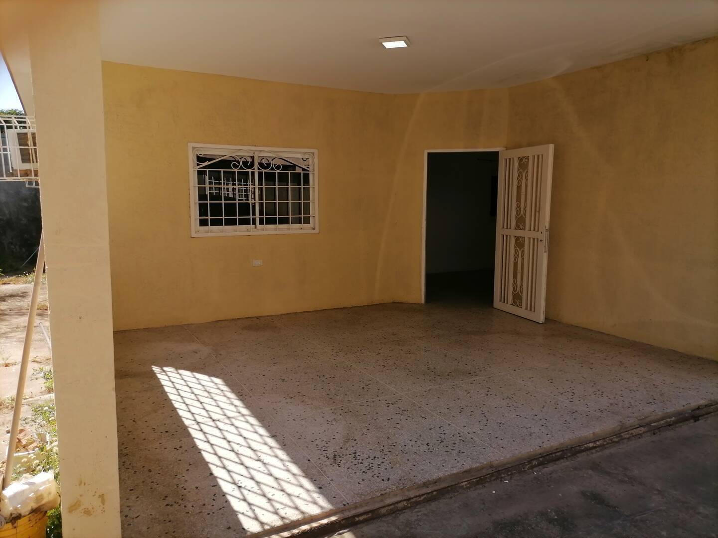 #6657 - CONJUNTO CERRADO para Venta en Maracaibo - V