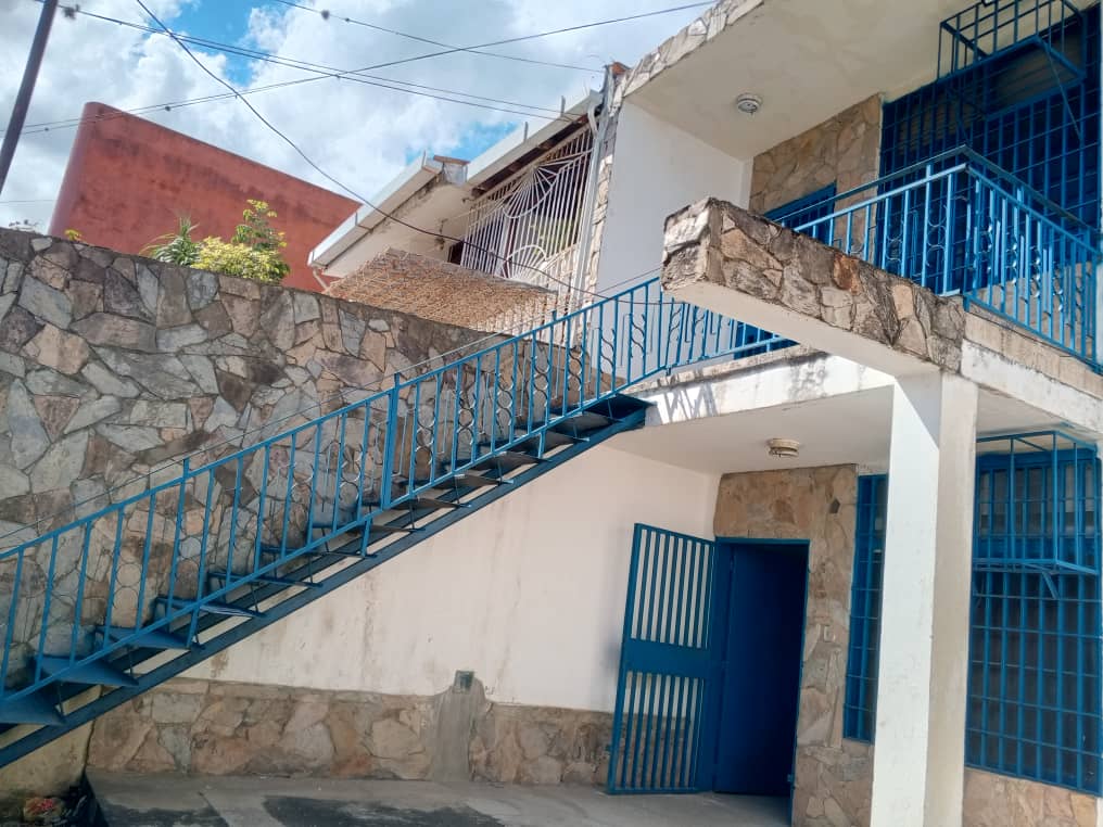 #6753 - LOCAL COMERCIAL para Alquiler en Barquisimeto - K