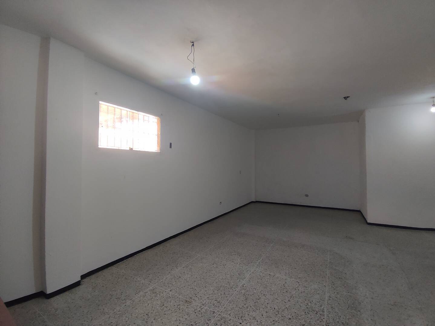 #6776 - OFICINA para Alquiler en Maracaibo - V