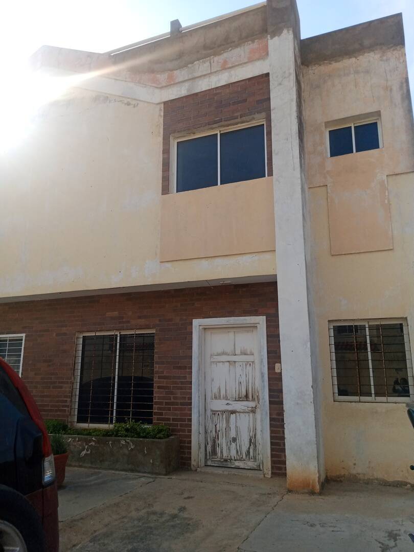 #6856 - CONJUNTO CERRADO para Venta en Maracaibo - V