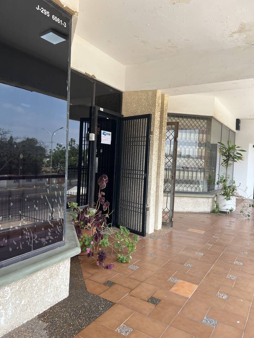 #6930 - OFICINA para Alquiler en Maracaibo - V