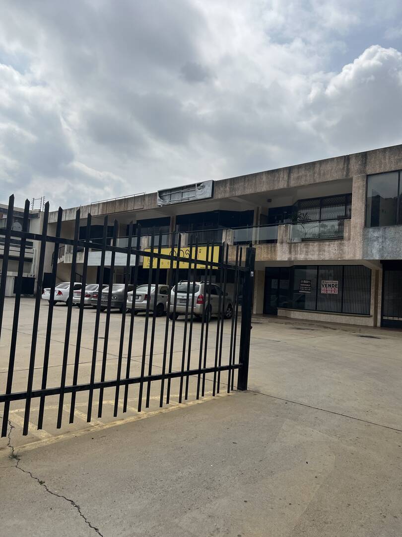 #6930 - OFICINA para Alquiler en Maracaibo - V