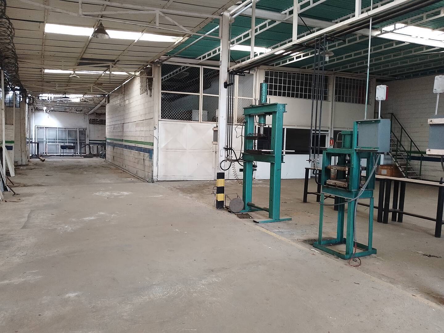 #7069 - GALPÓN / BODEGA para Venta en Maracaibo - V