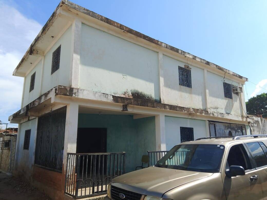 #7189 - CASA COMERCIAL para Venta en Maracaibo - V