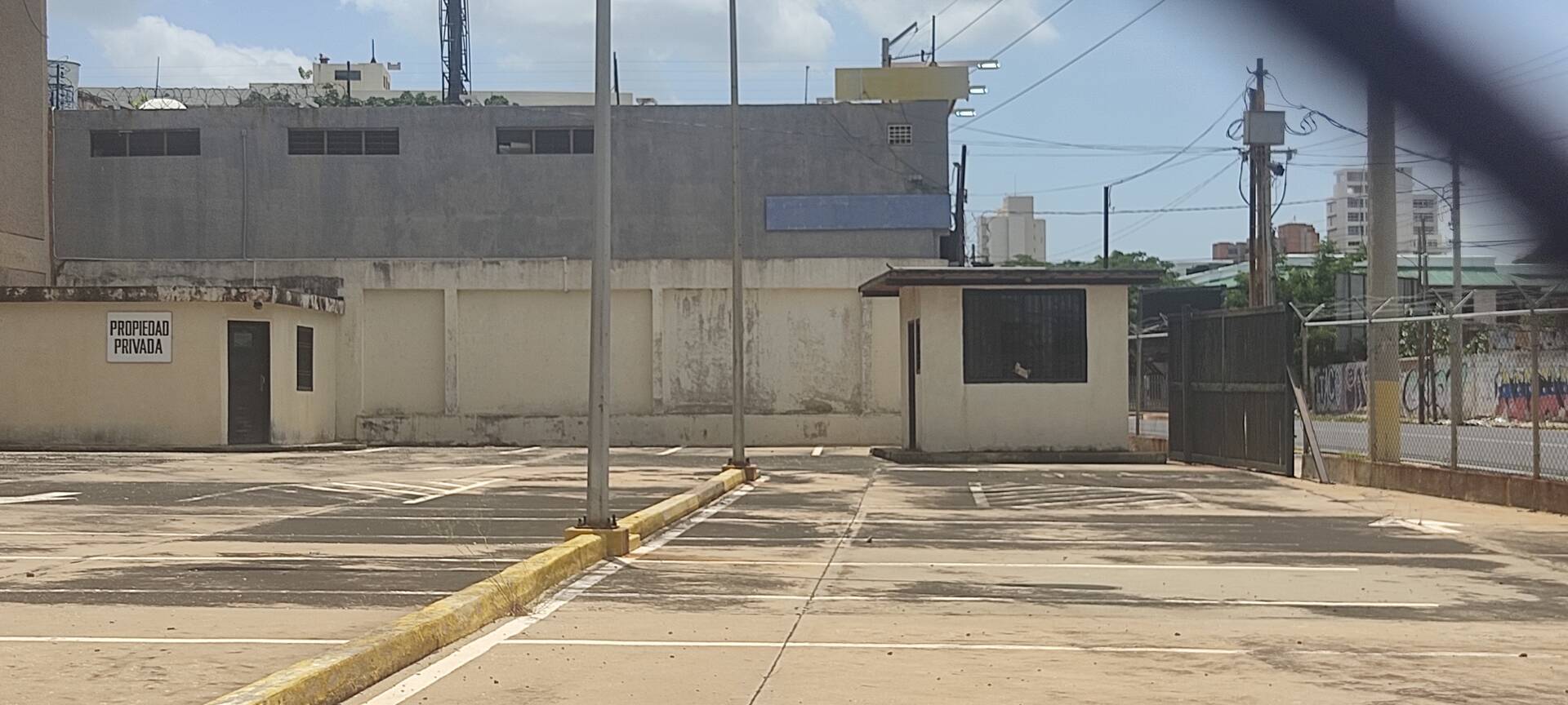 #7266 - TERRENO para Venta en Maracaibo - V