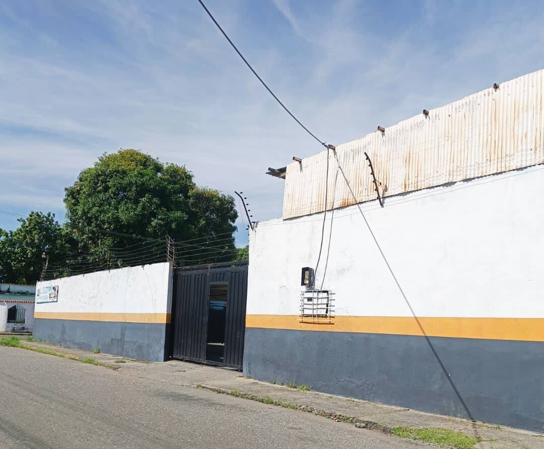 #7342 - LOCAL COMERCIAL para Venta en Acarigua - P