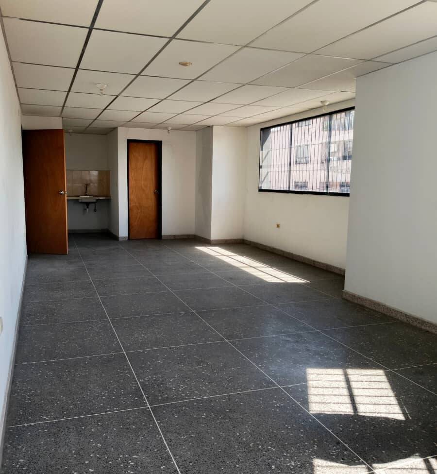 #7359 - CONSULTORIO para Alquiler en Acarigua - P