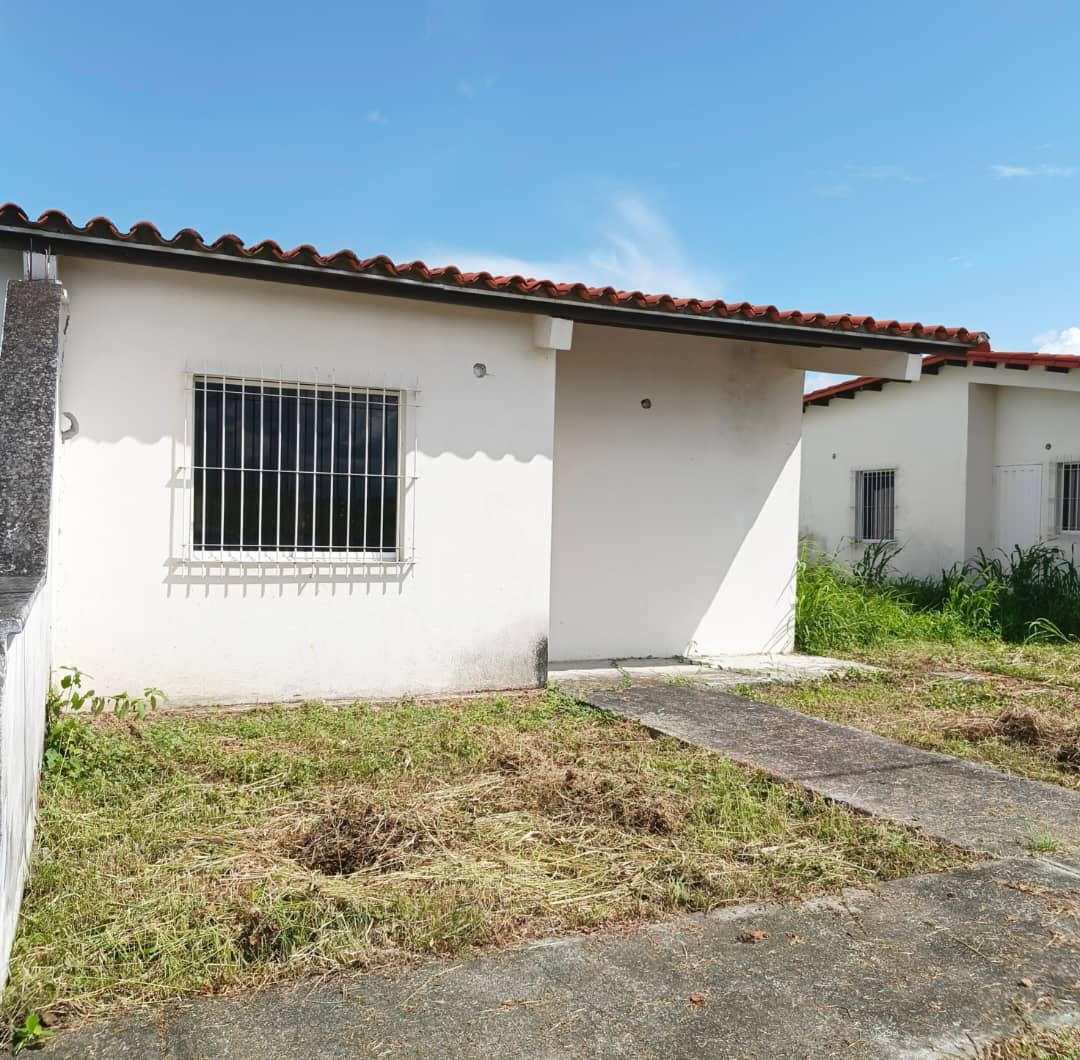 #7542 - CASA para Venta en Araure - P