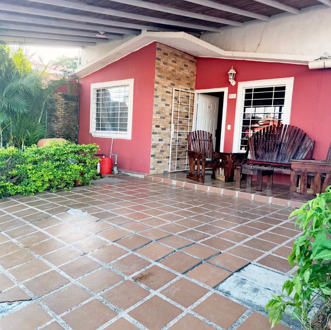 #7556 - CASA para Alquiler en Acarigua - P