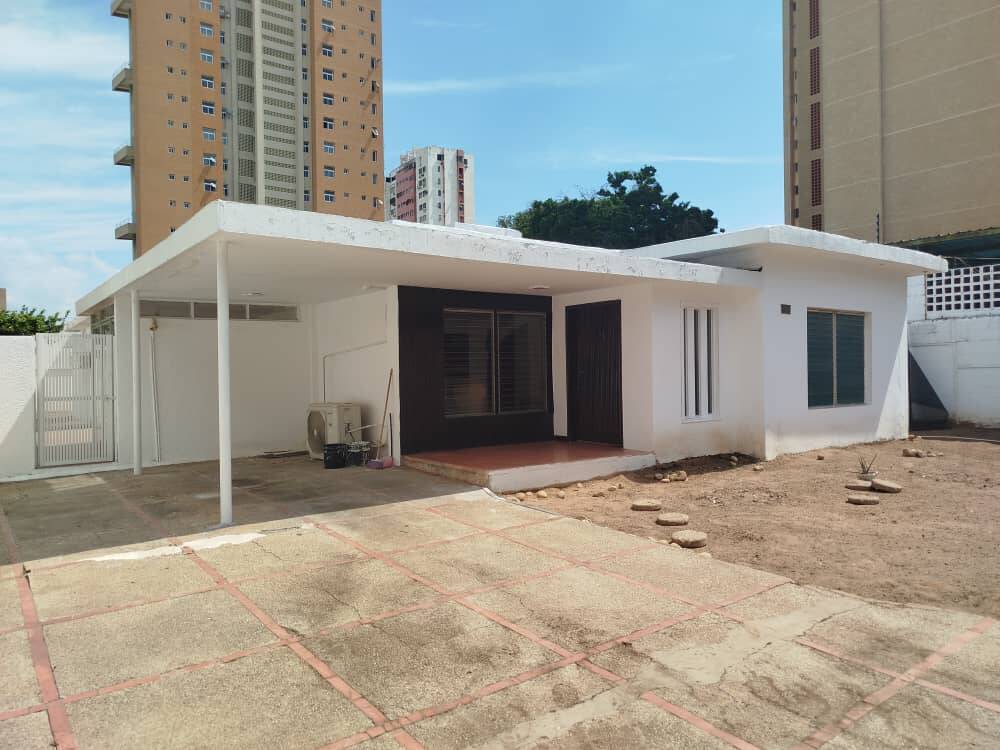 #7620 - CASA para Alquiler en Maracaibo - V
