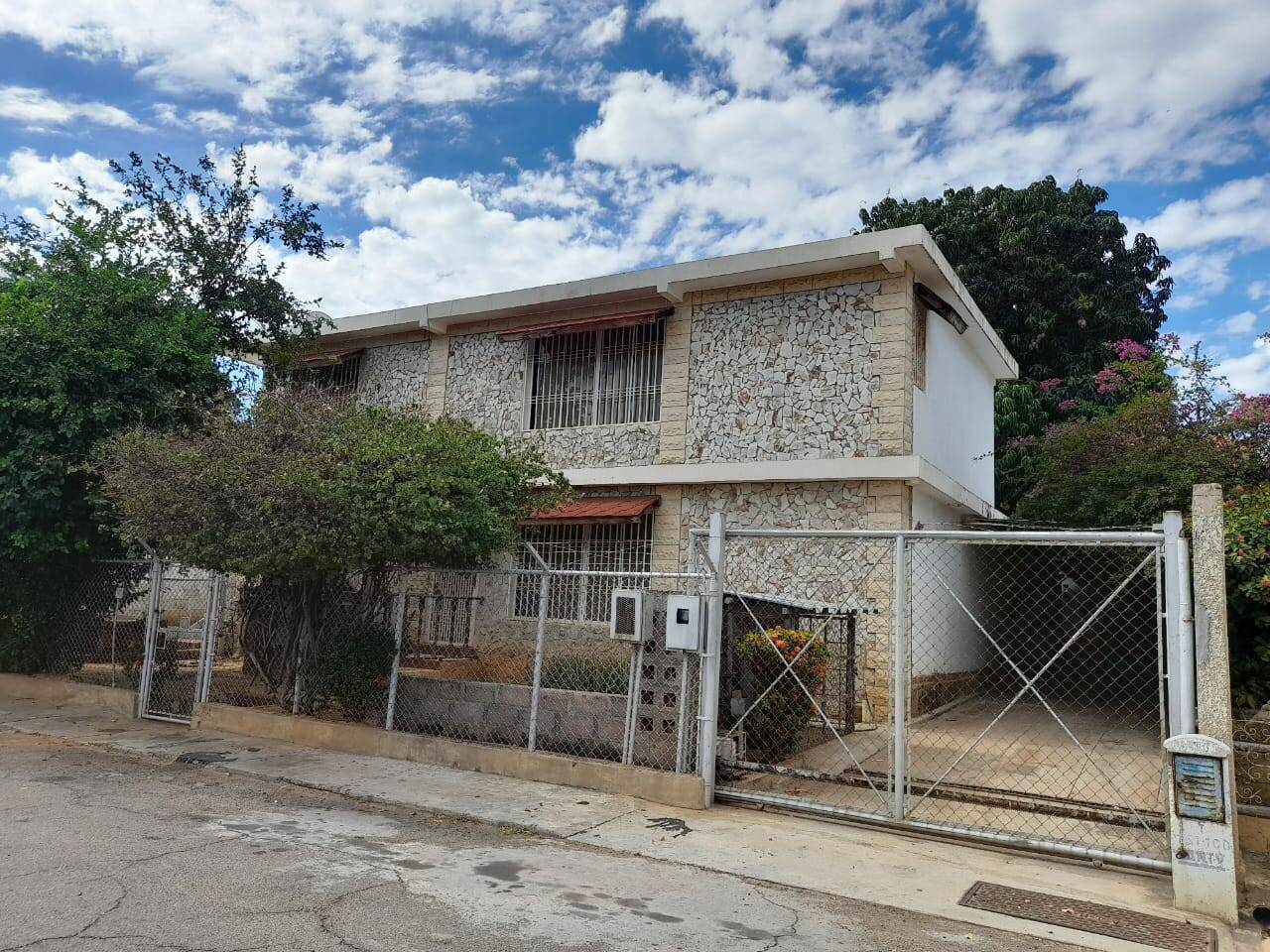 #7686 - CASA para Venta en Maracaibo - V