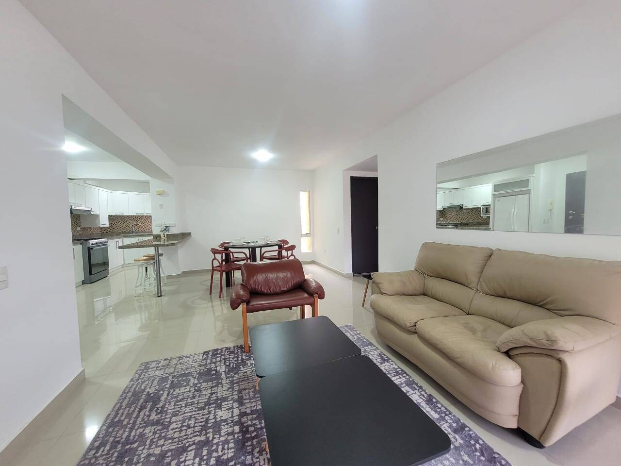 #7730 - APARTAMENTO para Alquiler en Maracaibo - V