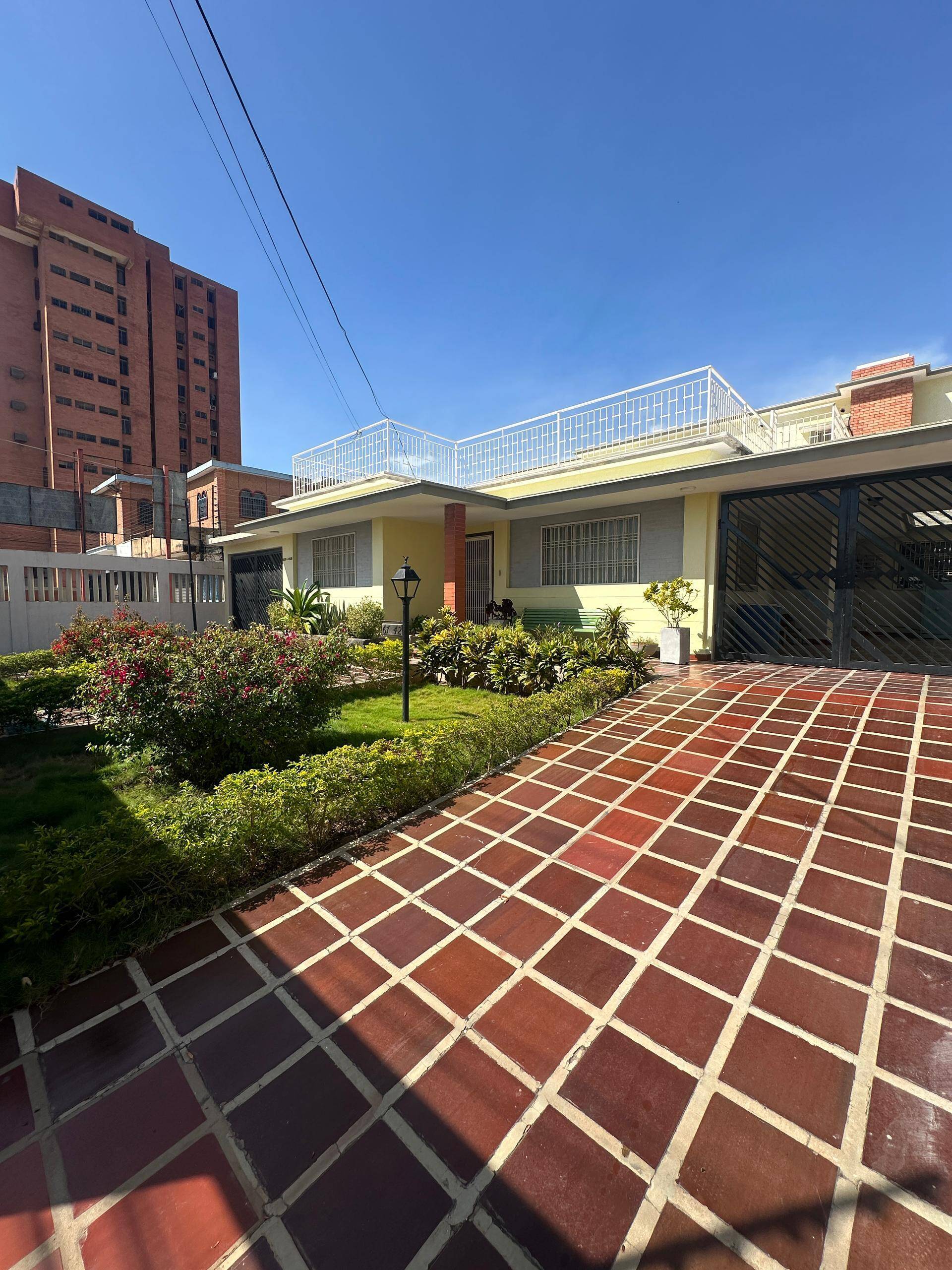 #7823 - CASA para Venta en Maracaibo - V