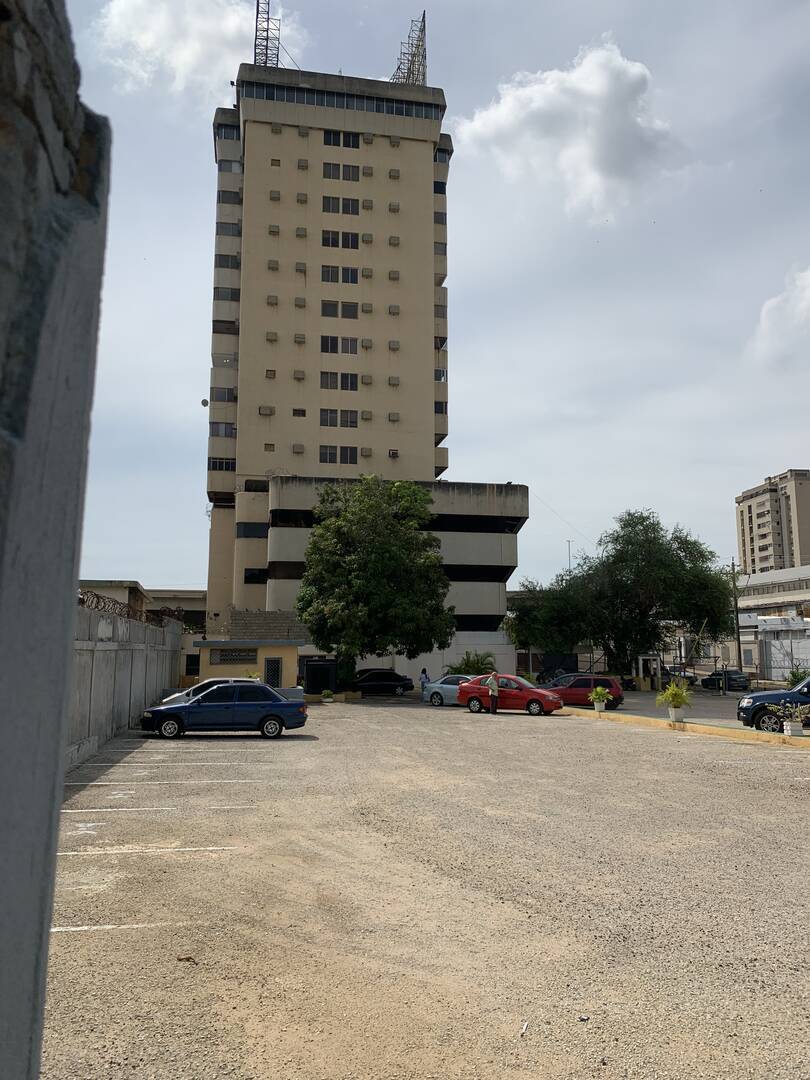 #7960 - OFICINA para Venta en Maracaibo - V