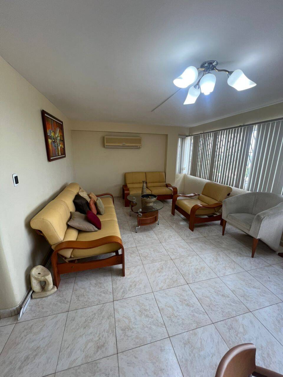 #8121 - APARTAMENTO para Venta en Maracaibo - V