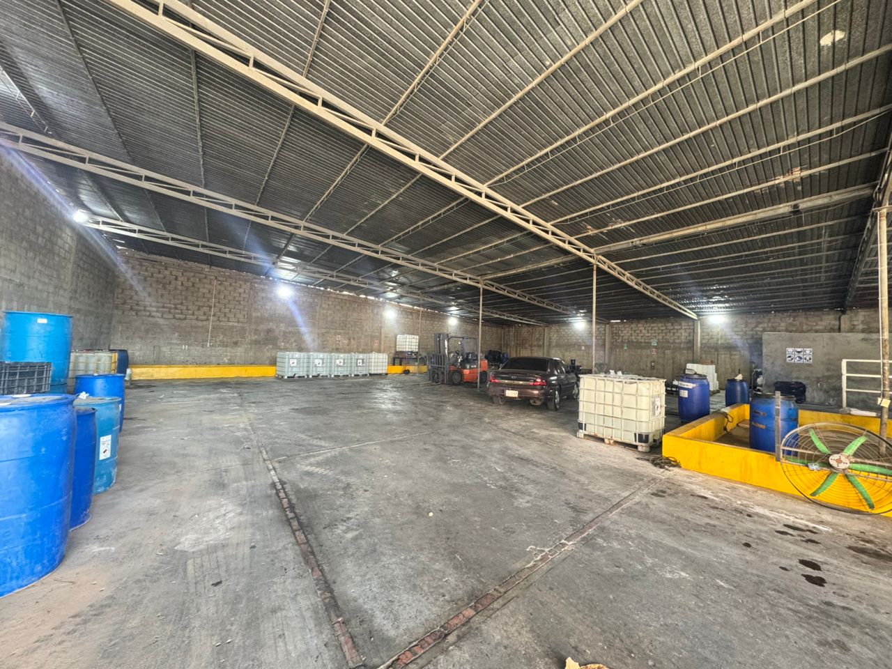 #8336 - GALPÓN / BODEGA para Alquiler en San Francisco - V