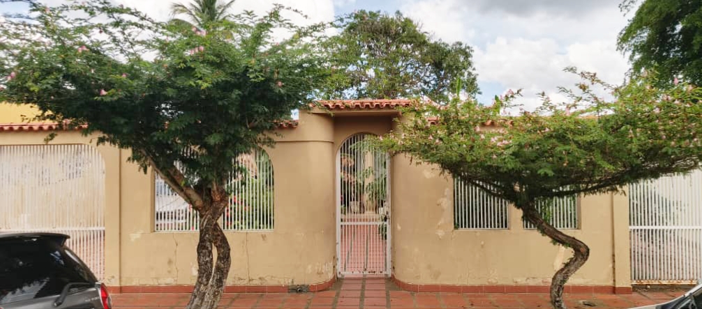 #8343 - CASA para Venta en Araure - P