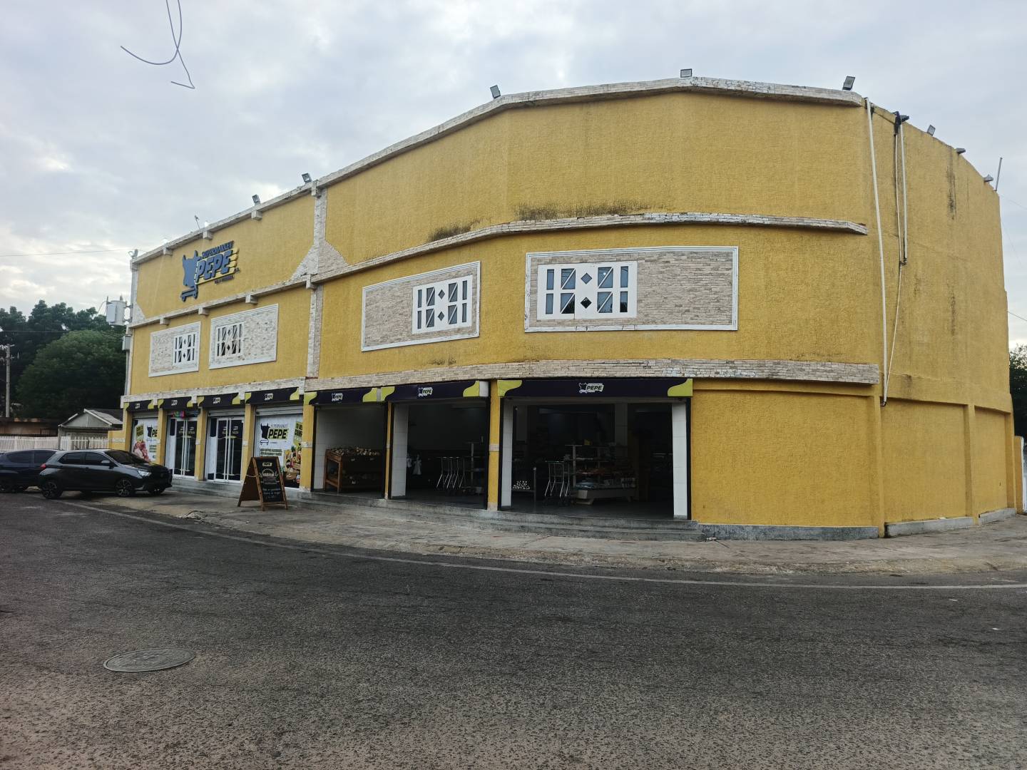 #8413 - FONDO DE COMERCIO para Venta en San Francisco - V