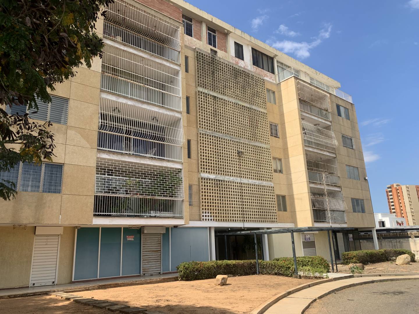 #8438 - APARTAMENTO para Venta en Maracaibo - V