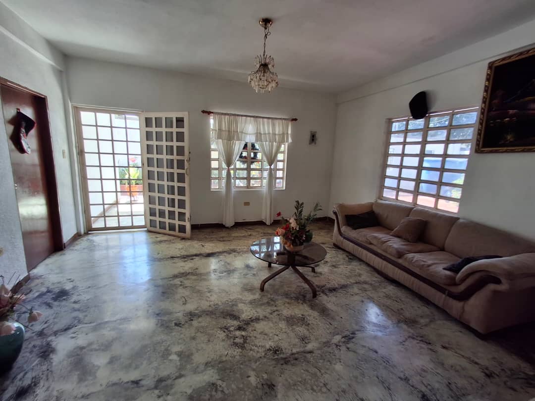 #8468 - CASA para Venta en Maracaibo - V