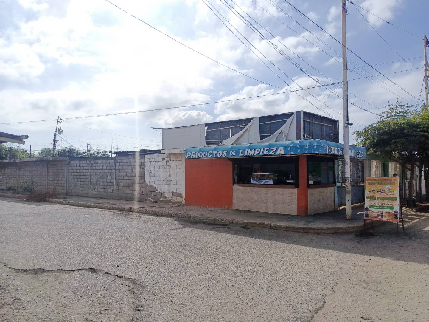 #198501 - CASA COMERCIAL para Venta en San Francisco - V