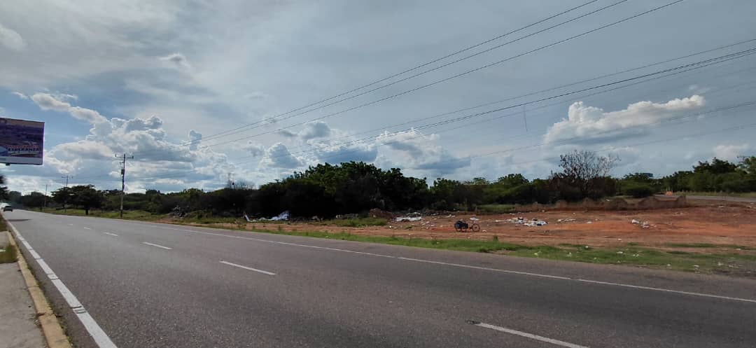 #8602 - TERRENO para Venta en Maracaibo - V