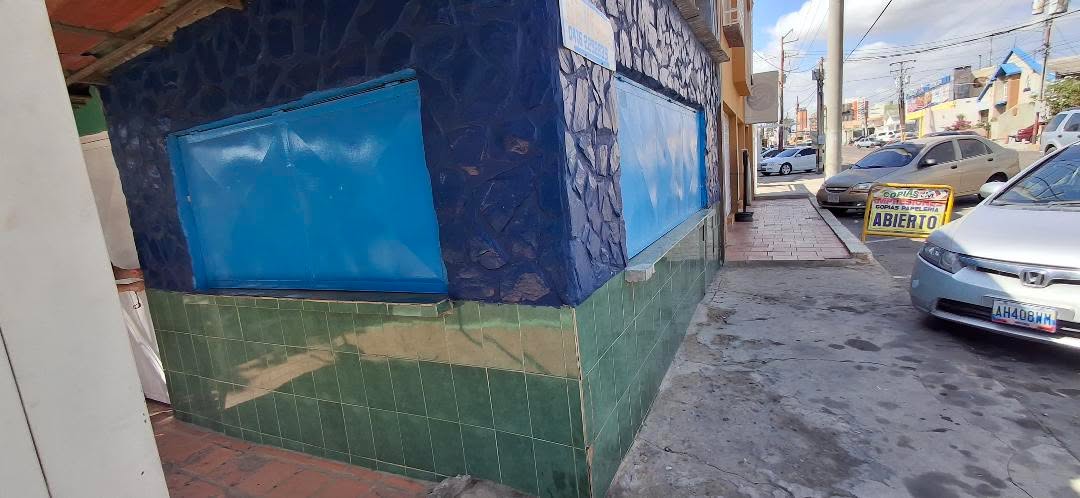 #8612 - CASA COMERCIAL para Venta en Maracaibo - V