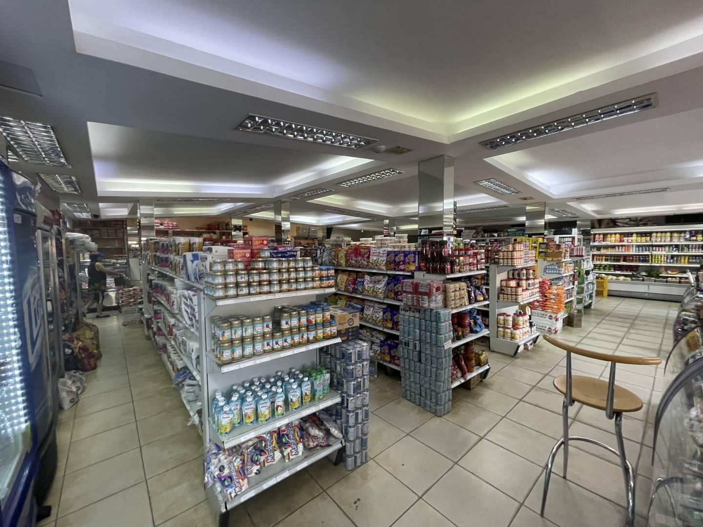 #8641 - LOCAL COMERCIAL para Venta en Maracaibo - V