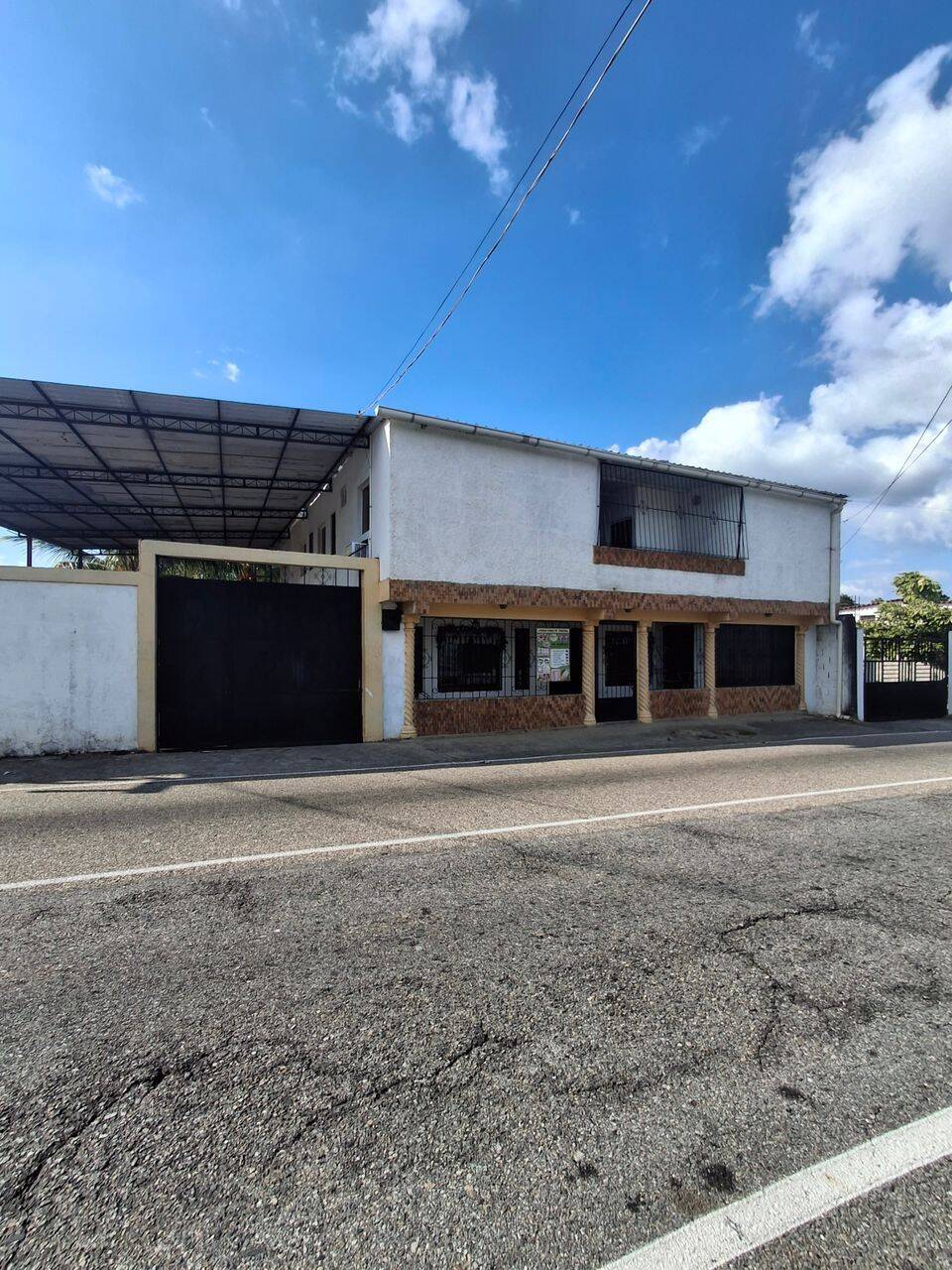 #8668 - CASA COMERCIAL para Venta en Valera - T