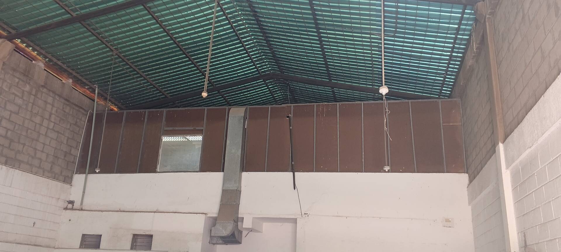 #8667 - GALPÓN / BODEGA para Alquiler en Maracaibo - V