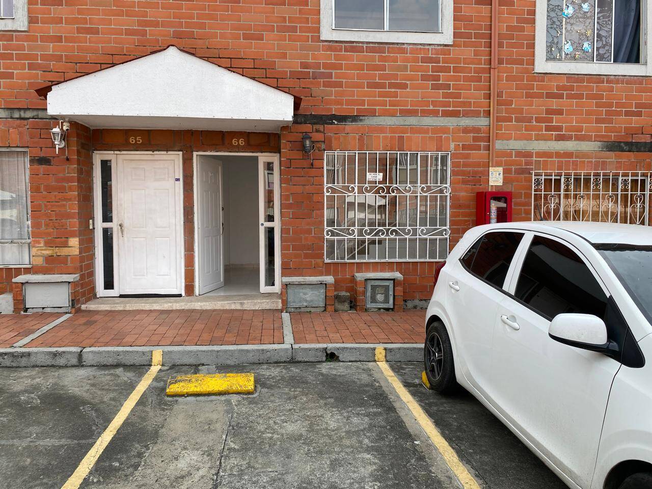 #8736 - CASA para Venta en Cali - VAC