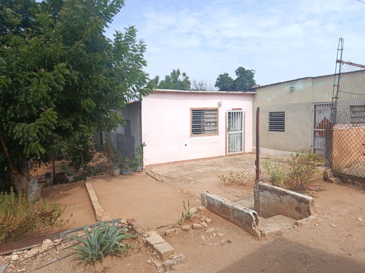 #8812 - TERRENO para Venta en Maracaibo - V