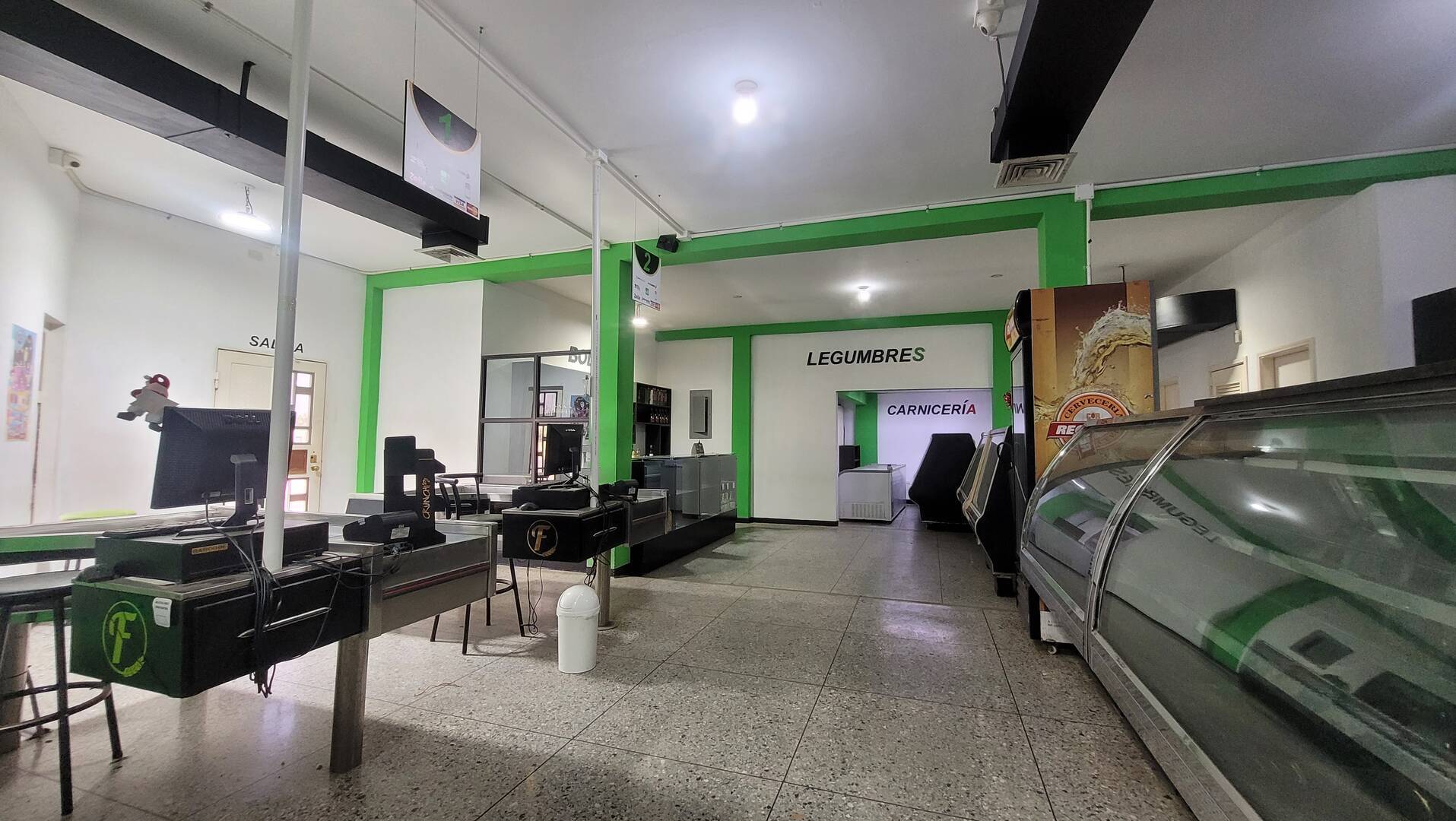 #8841 - LOCAL COMERCIAL para Venta en Maracaibo - V
