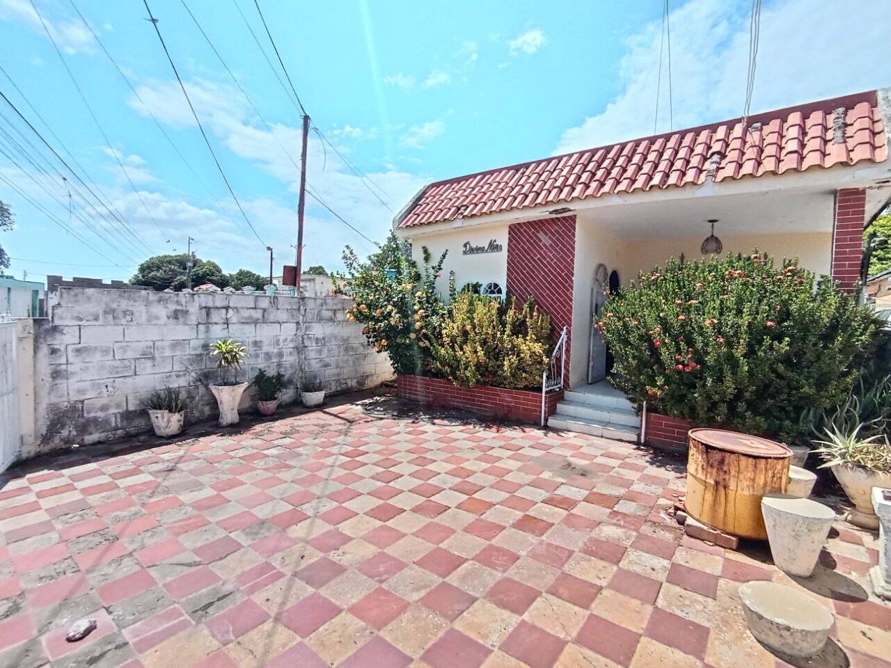 #20103 - CASA COMERCIAL para Venta en Maracaibo - V