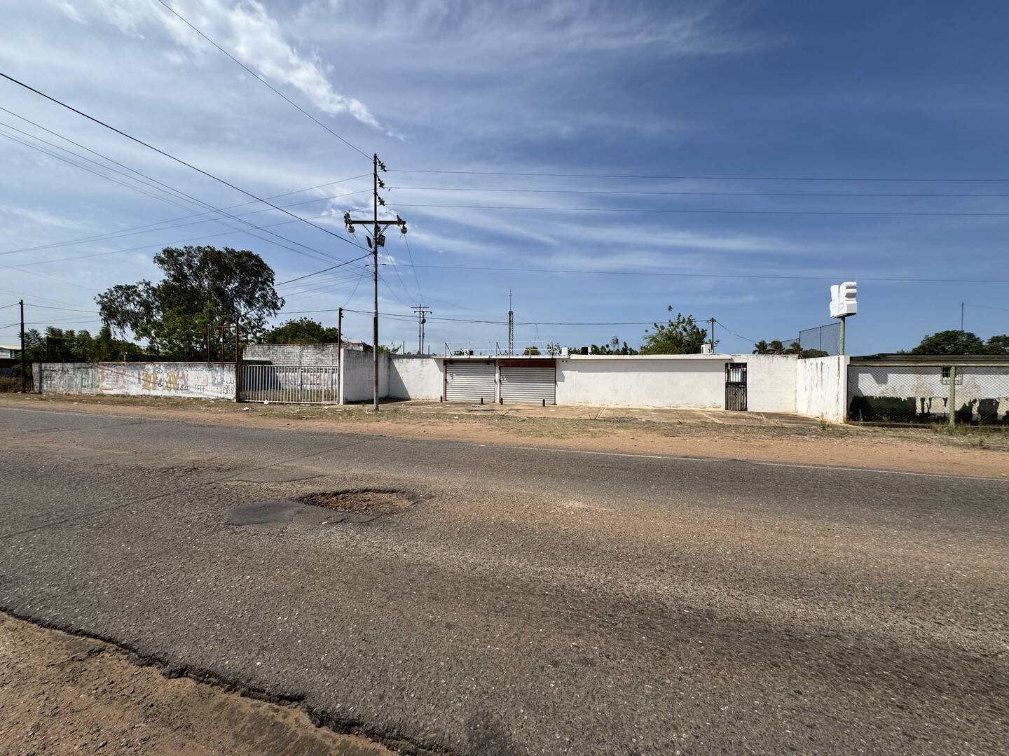 #8914 - EDIFICIO COMERCIAL para Alquiler en La Concepción - V