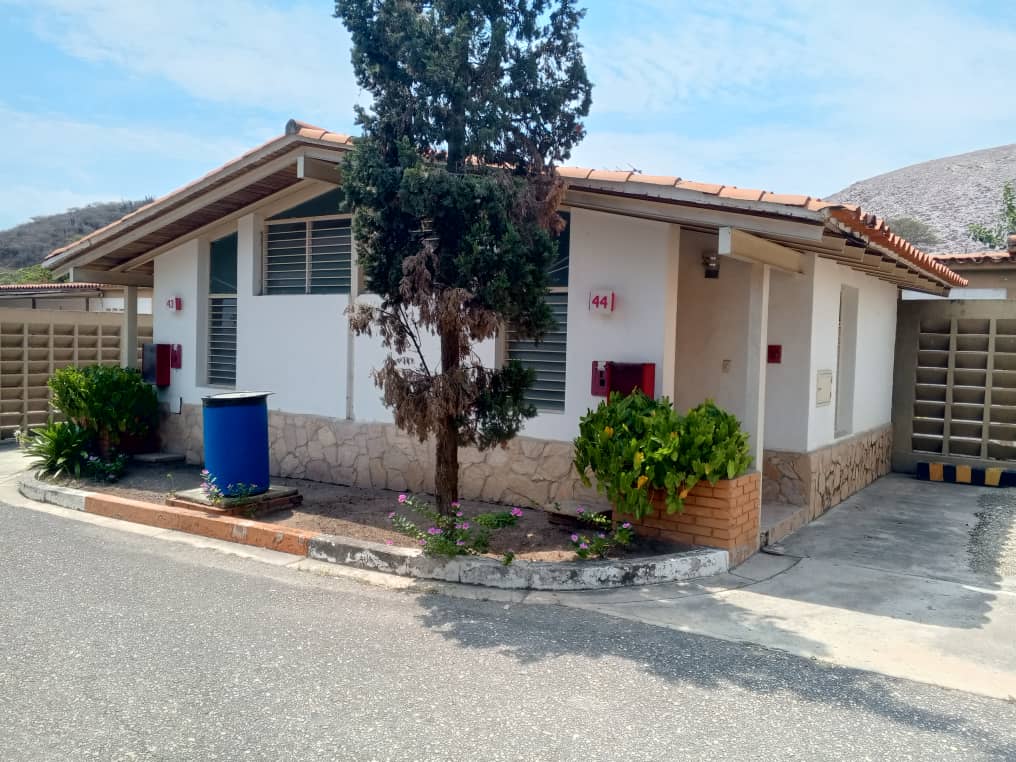 #8918 - UNIDAD HOTELERA para Venta en Barquisimeto - K