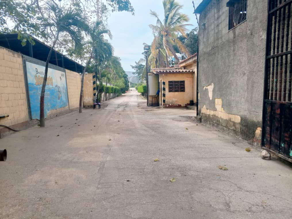 #8947 - CASA COMERCIAL para Venta en Barquisimeto - K