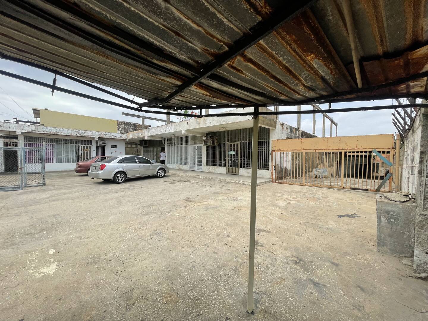 #8987 - LOCAL COMERCIAL para Venta en Maracaibo - V