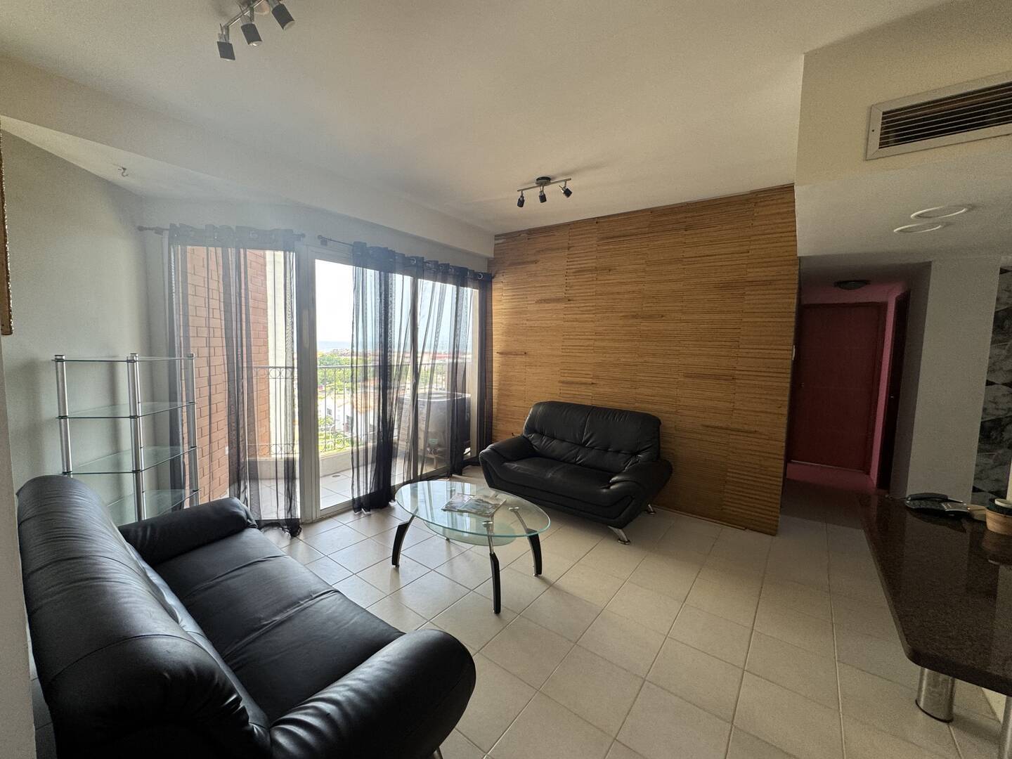 #9061 - APARTAMENTO para Alquiler en Maracaibo - V